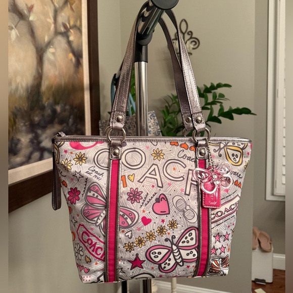 Coach Handbags - Coach Poppy Graffiti Butterfly Tote Bag EUC